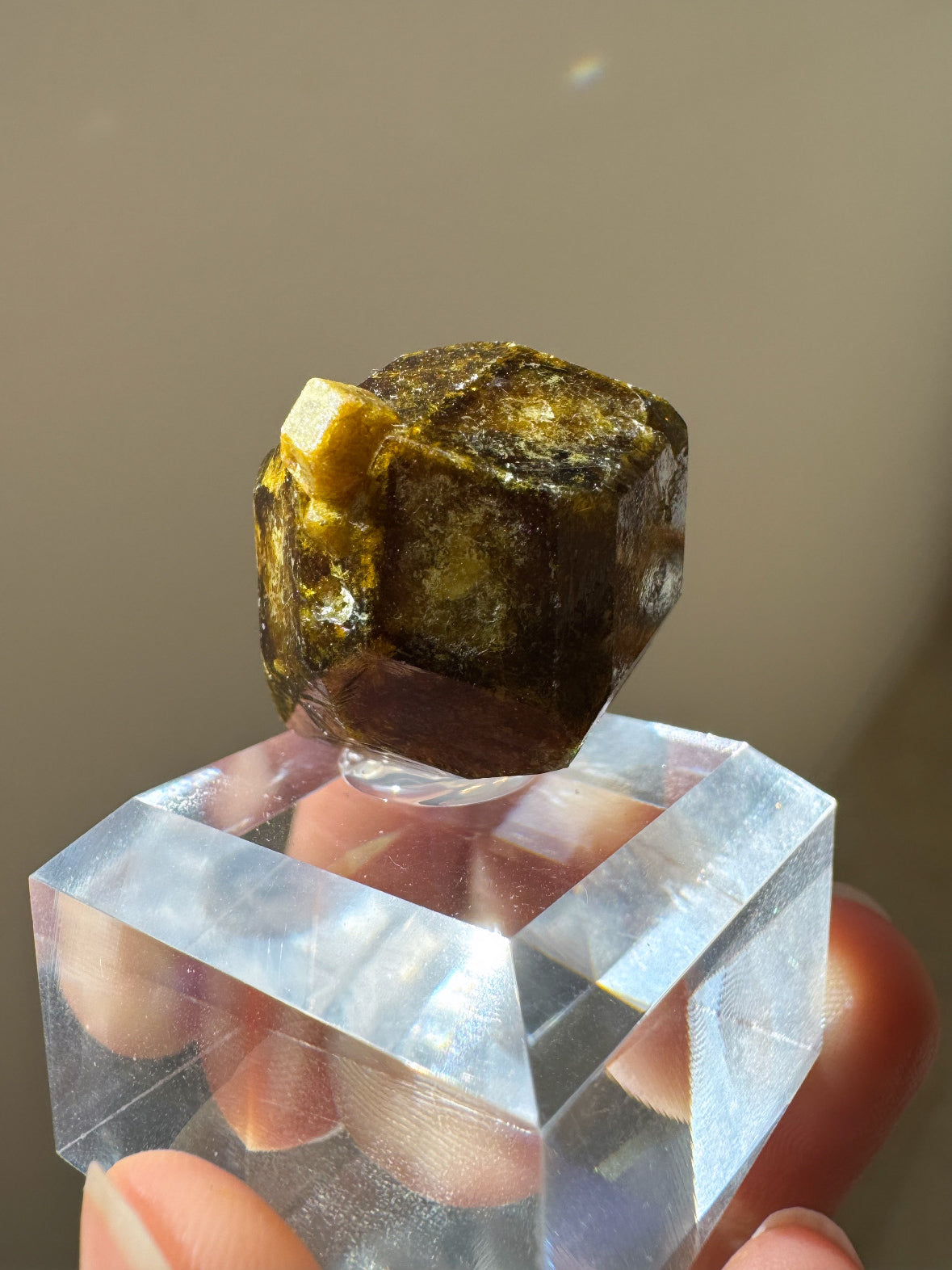 マリ産アンドラダイト(グリーンガーネット)① ~Andradite~ – WROSE