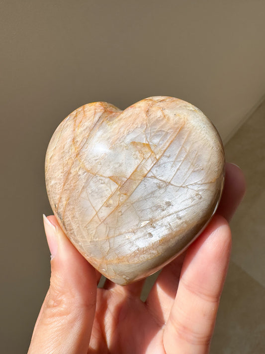 マダガスカル産ムーンストーン ~Moonstone~