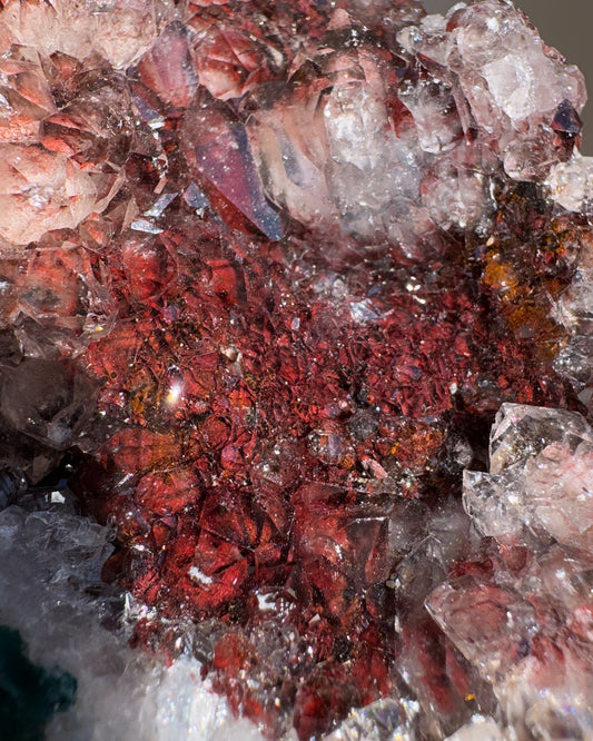 リオグランデ・ド・スル産ヘマタイト＆ゴーサイト水晶 ~Hematite & Goethite Quartz~