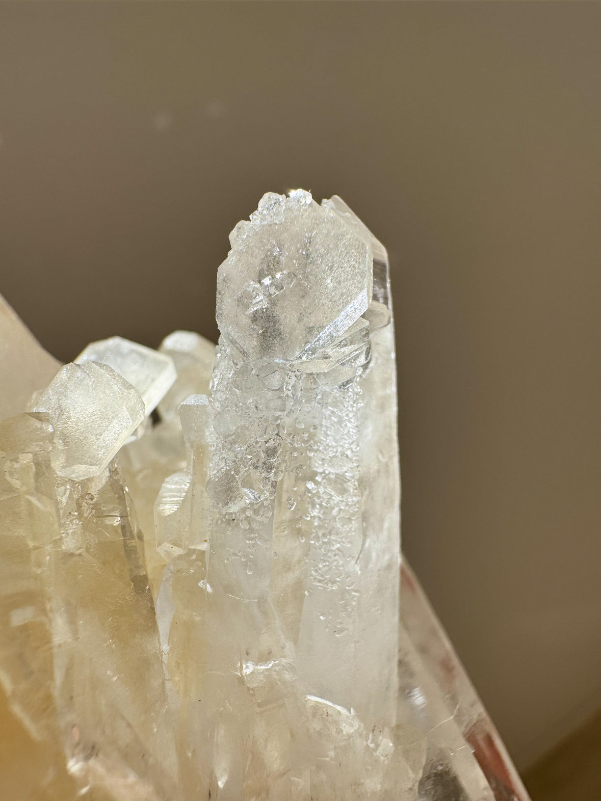 ヤオガンシャン産アポフィライト＆クォーツ② ~Apophyllite & Quartz