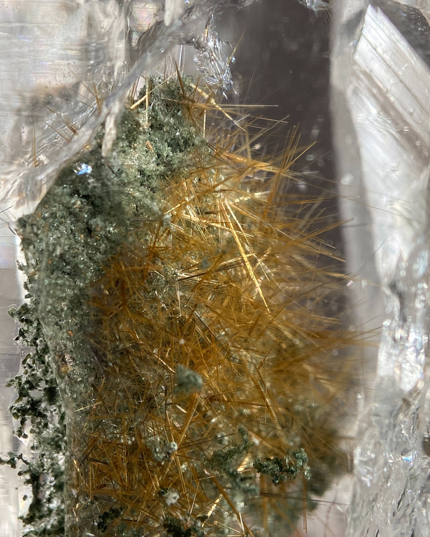 マニハール産グリーンサマディヒマラヤ水晶＊ゴールドルチル、アナテーズ＊ ~Himalayan Green Samadhi~