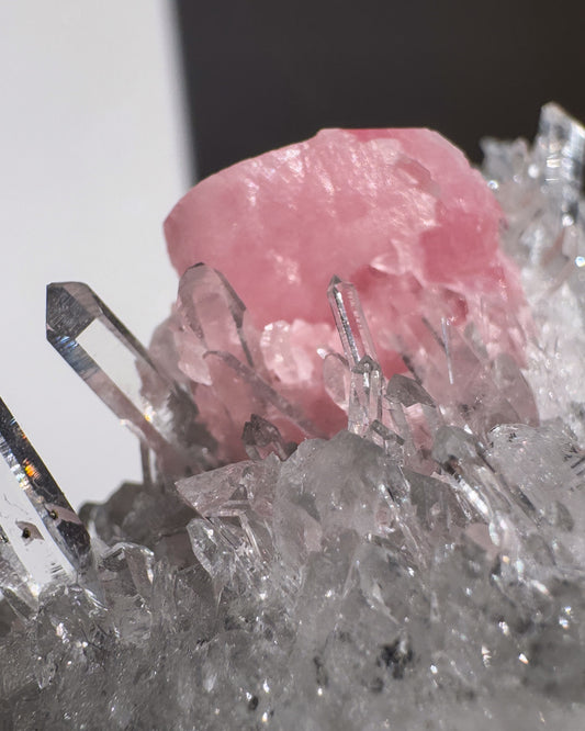 広西チワン族自治区産ロードクロサイト＆クォーツ① ~Rhodochrosite & Quartz~