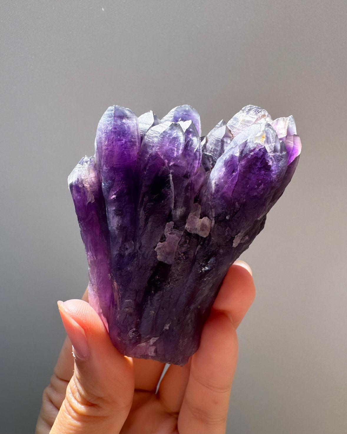 ナイジェリア・トゥトゥクリフ産アメジスト ~Tutu Cliffs Amethyst~